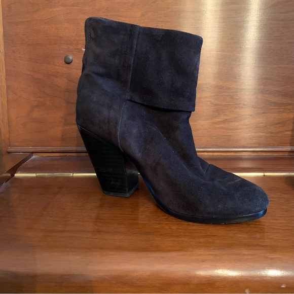Rag & Bone Black Suede Ankle Boots - Picture 5 of 16